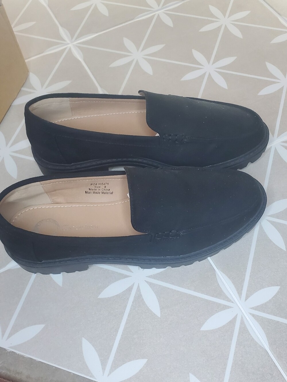 Journee Collection Erika Loafer Size 9- NEW
